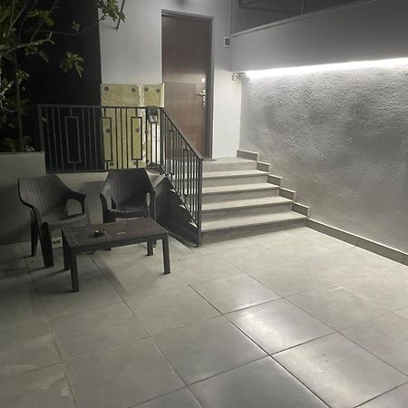 יירבאן Sm Apartment מראה חיצוני תמונה